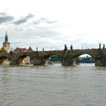 Karlsbrücke über die Moldau in Prag